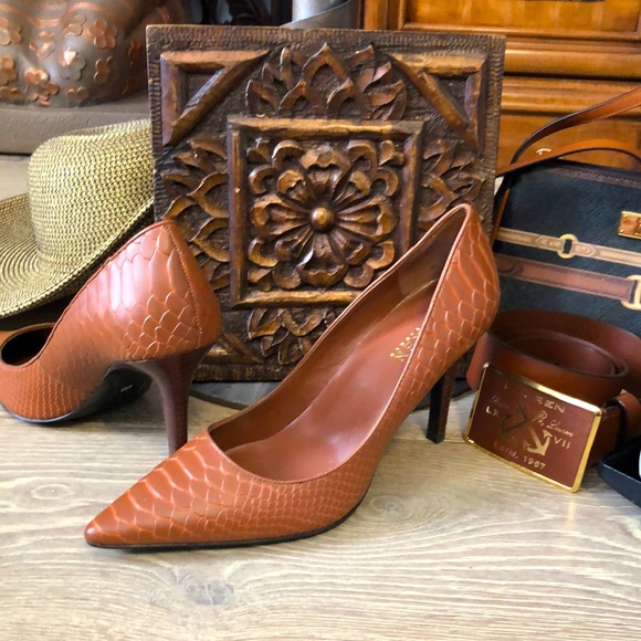 $3 off shipping RALPH LAUREN PUMP DRESS SHOE